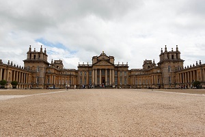 Flock to Blenheim Palace with Chiltern Railways