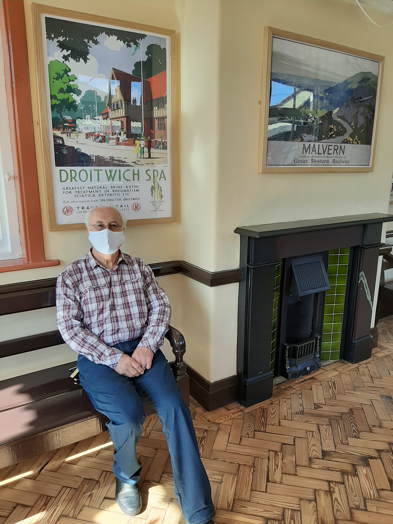 ​​Chiltern Railways reopen Dorridge Station waiting room after heritage refurbishment