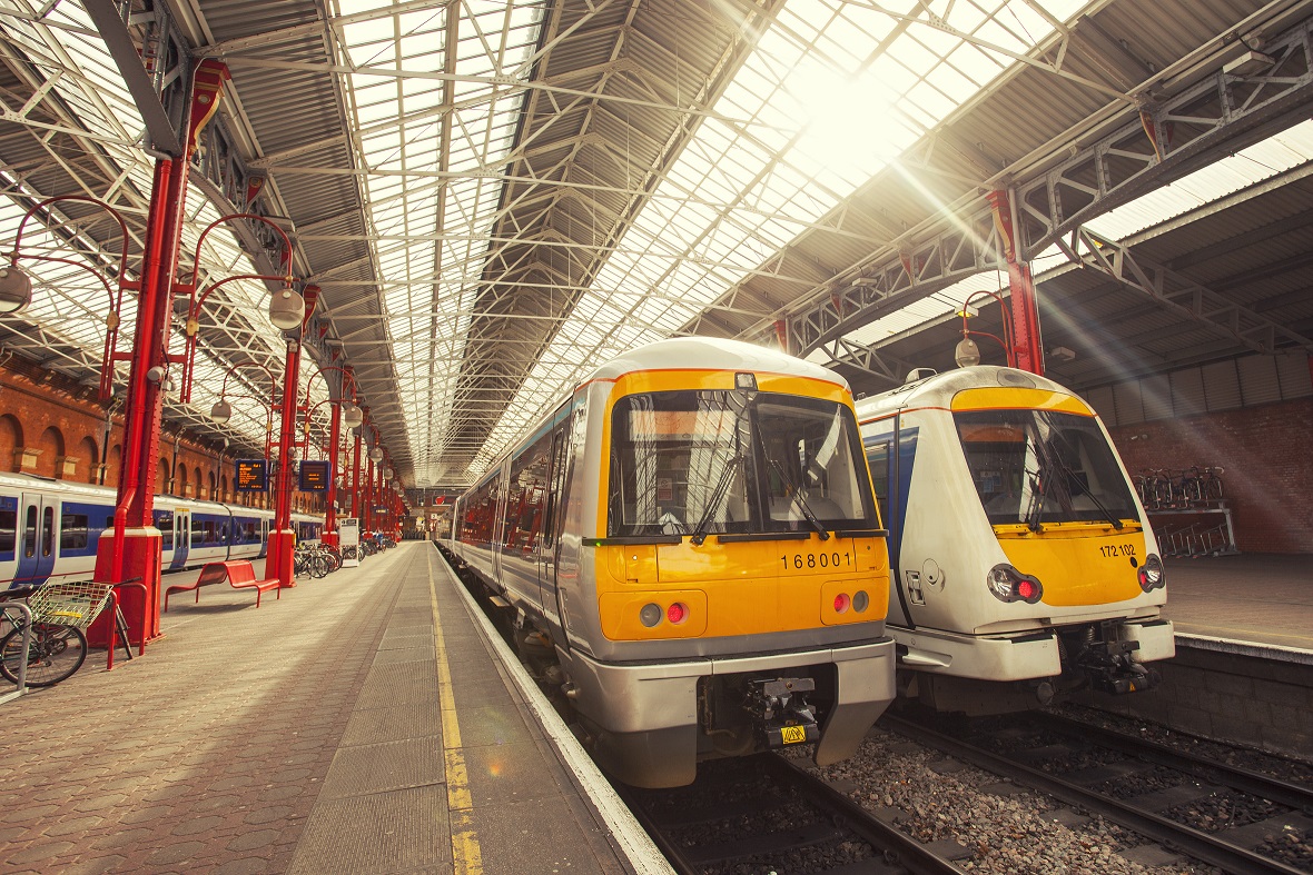 Chiltern Railways issues travel advice for customers travelling on Sunday 23 May