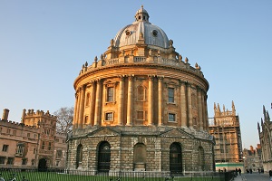 Flock to the Radcliffe Camera with Chiltern Railways