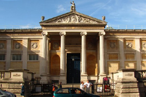 Flock to the Thinktank Museum in Birmingham with Chiltern Railways