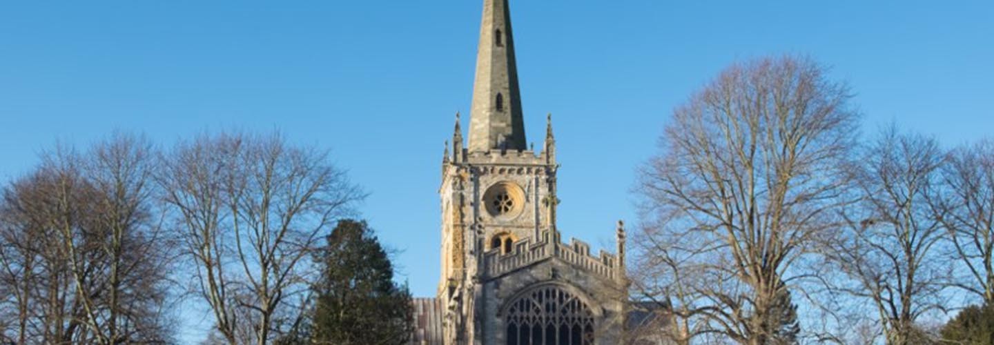 Flock to the Holy Trinity Church with Chiltern Railways