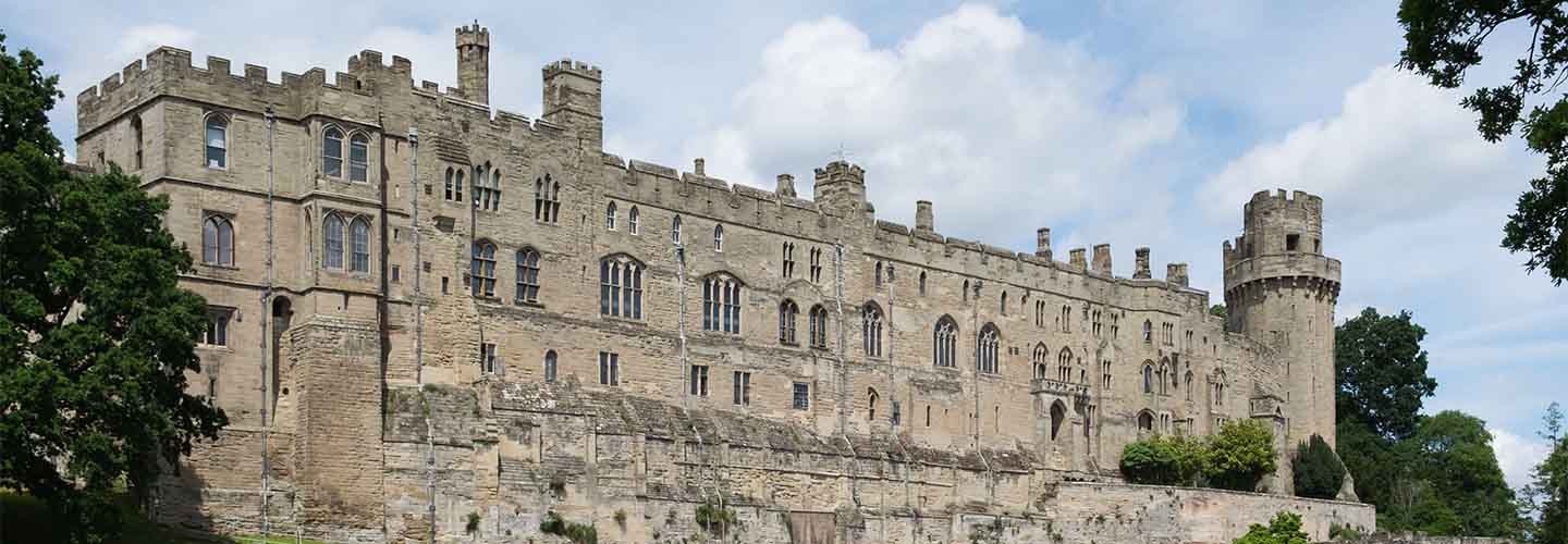 Warwick Castle with Chiltern Railways