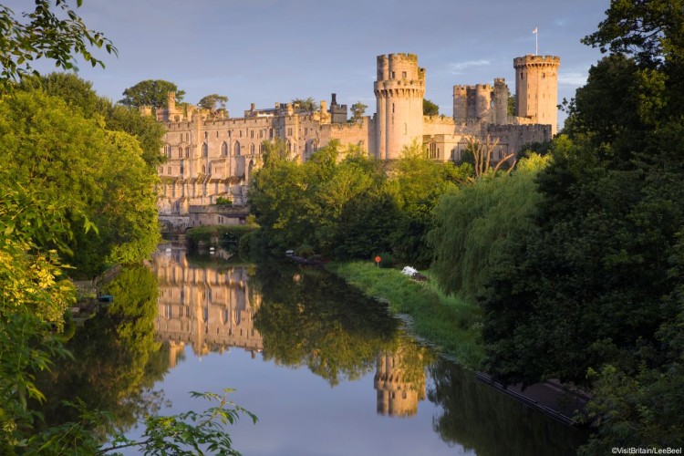 Warwick Castle and river