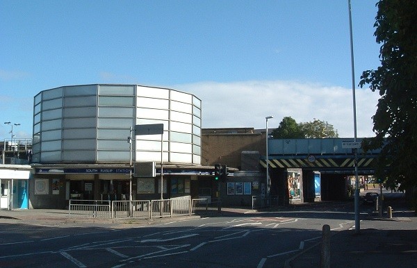 Ticket office opening hours: